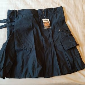 Highlander black combat kilt